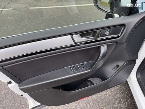 Volkswagen Touareg 2014 - фото 16
