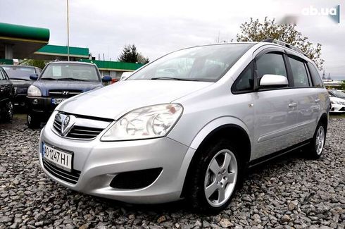 Opel Zafira 2009 - фото 14