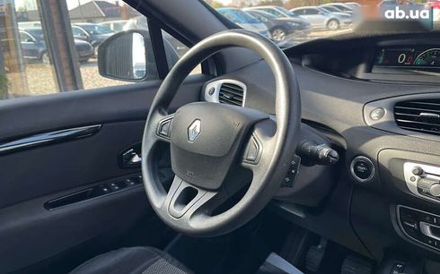 Renault Scenic 2015 - фото 17