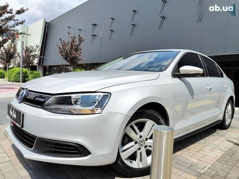 Volkswagen Jetta 2012 - фото 3