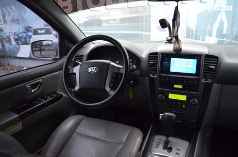 Kia Sorento 2006 серый - фото 10