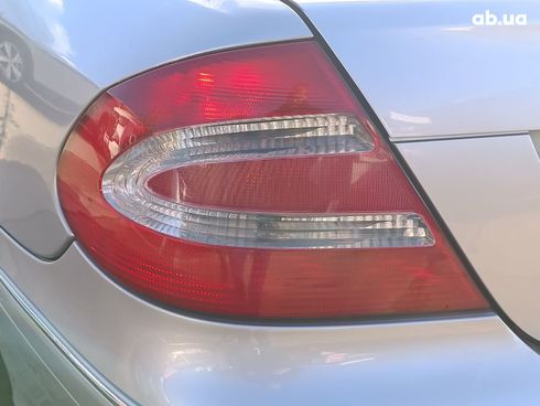 Mercedes-Benz CLK-Класс 2002 серый - фото 12