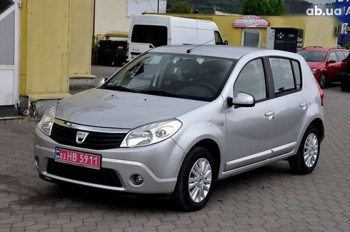 Dacia Sandero 2010 - фото 30
