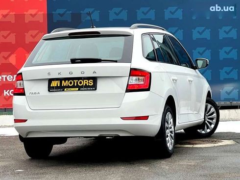 Skoda Fabia 2021 - фото 4