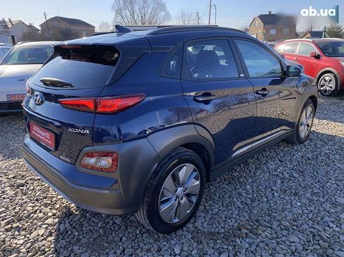 Hyundai Kona Electric 2021 - фото 23