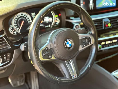 BMW 5 серия 2017 черный - фото 23