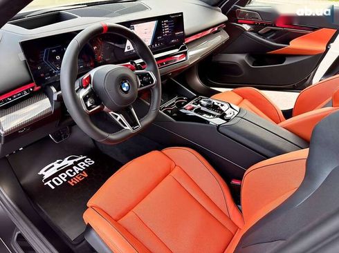 BMW M5 2025 - фото 30