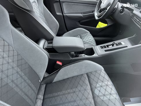 Volkswagen Golf R 2022 - фото 22