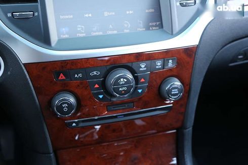 Chrysler 300C 2013 - фото 20