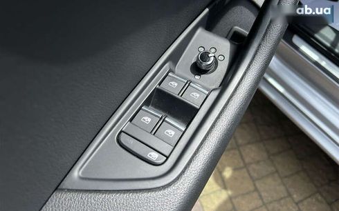 Audi A4 2017 - фото 17