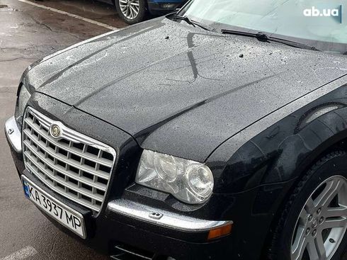 Chrysler 300C 2005 - фото 9
