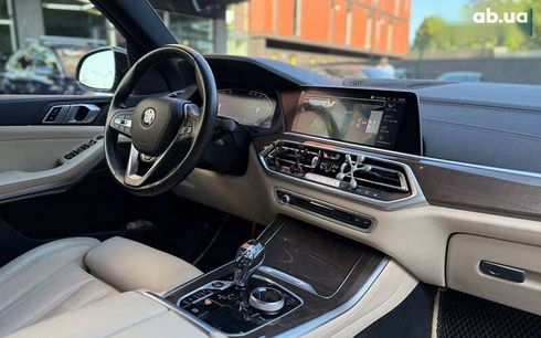 BMW X5 2021 - фото 19