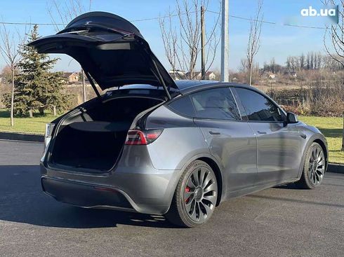 Tesla Model Y 2023 - фото 12