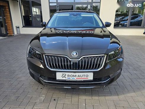 Skoda Superb 2016 - фото 10