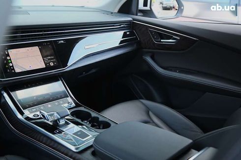 Audi Q8 2022 - фото 17