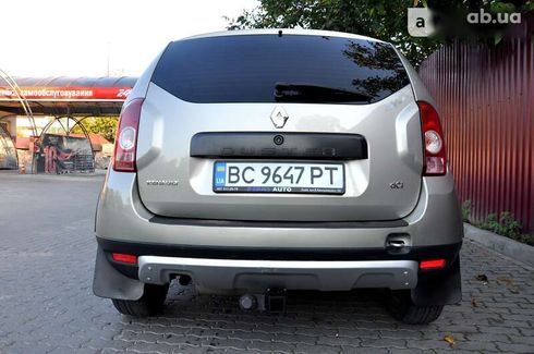 Renault Duster 2011 - фото 8