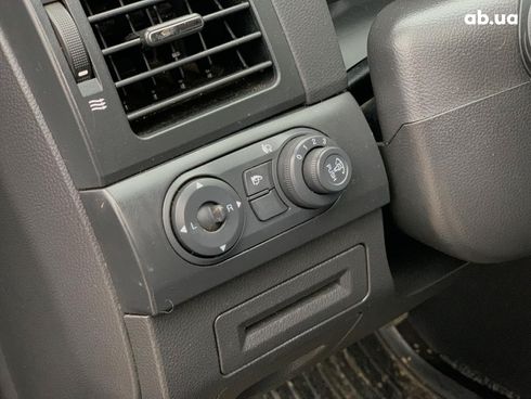 Chevrolet Captiva 2007 черный - фото 23