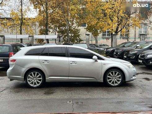 Toyota Avensis 2009 - фото 14