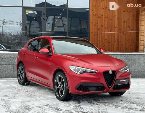 Alfa Romeo Stelvio 2021 - фото 1