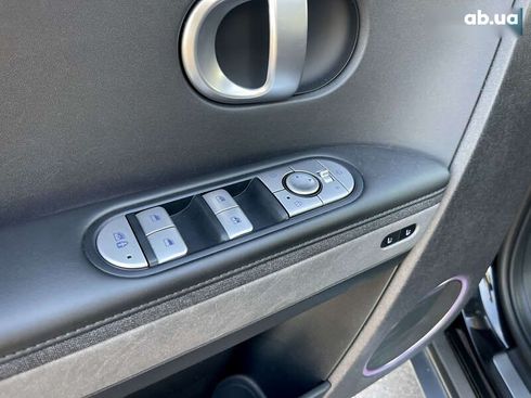 Hyundai Ioniq 2022 - фото 16