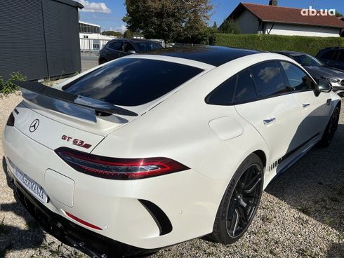 Mercedes-Benz AMG GT 4 2022 - фото 38