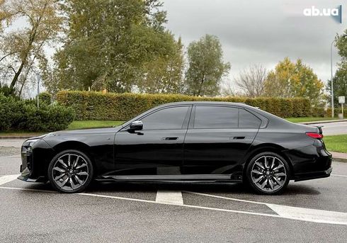 BMW 7 серия 2023 - фото 8