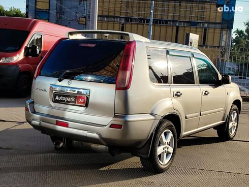 Nissan X-Trail 2004 серый - фото 11