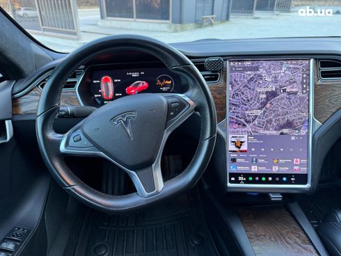 Tesla Model S 2018 красный - фото 16
