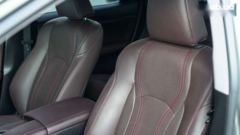 Lexus RX 2021 - фото 18