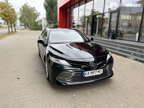 Toyota Camry 2020 - фото 5