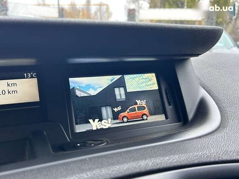 Renault Scenic 2011 - фото 18