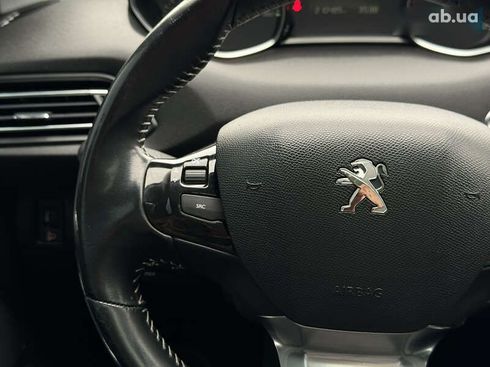 Peugeot 308 2015 - фото 19