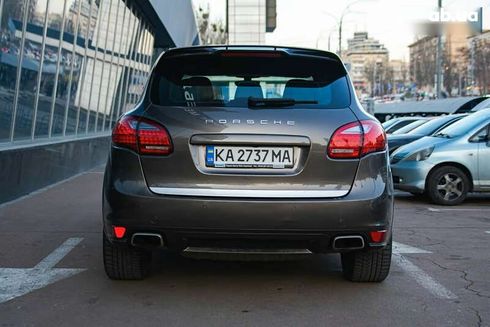 Porsche Cayenne 2013 - фото 18