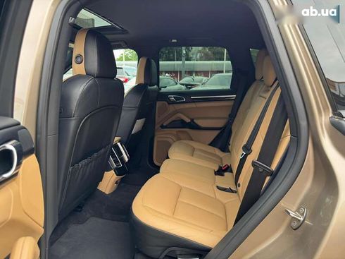 Porsche Cayenne 2015 - фото 17