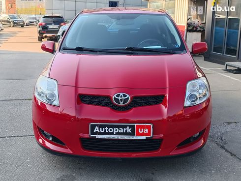 Toyota Auris 2007 красный - фото 2