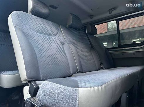 Renault Trafic 2008 - фото 14