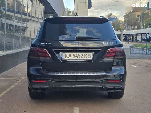 Mercedes-Benz GLE-Class 2017 - фото 6