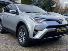 Продаж вживаних Toyota RAV4 2017 року у Львові - купити на Автобазарі