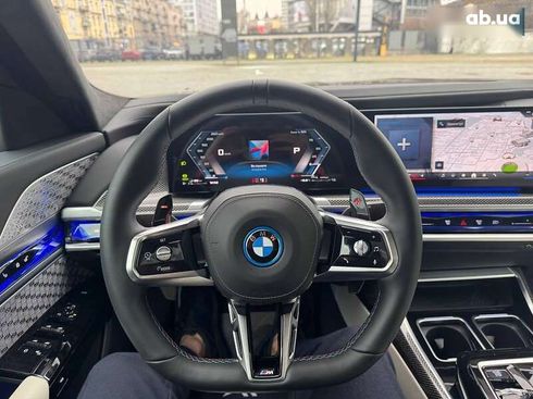 BMW 7 серия 2023 - фото 30