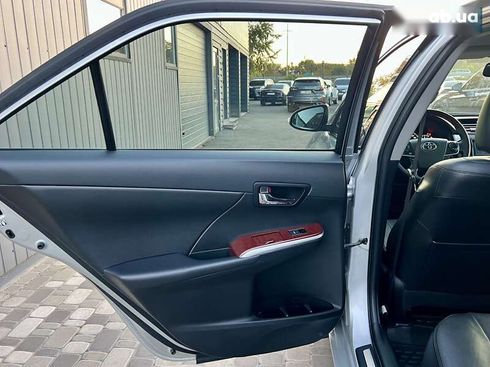 Toyota Camry 2013 - фото 27