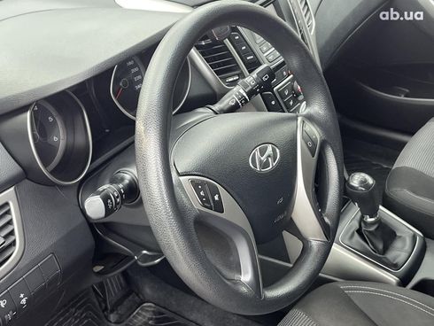 Hyundai i30 2013 красный - фото 14