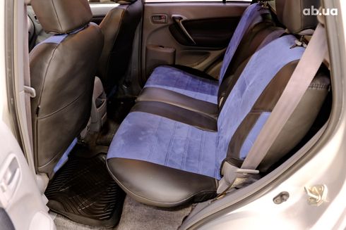 Toyota RAV4 2001 серебристый - фото 8