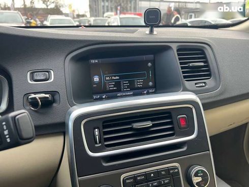 Volvo S60 2014 - фото 17
