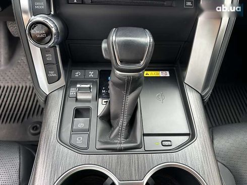 Toyota Land Cruiser 2021 - фото 28