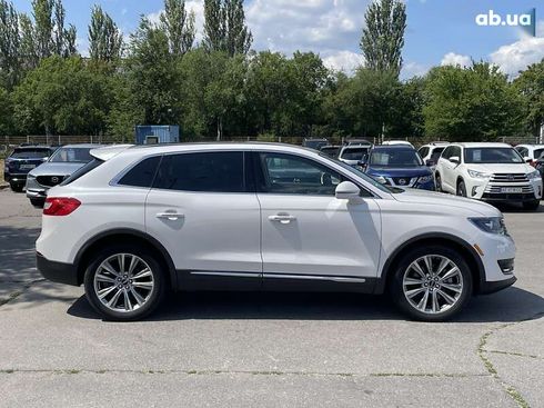 Lincoln MKX 2017 - фото 6