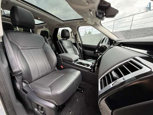 Land Rover Discovery 2018 - фото 12