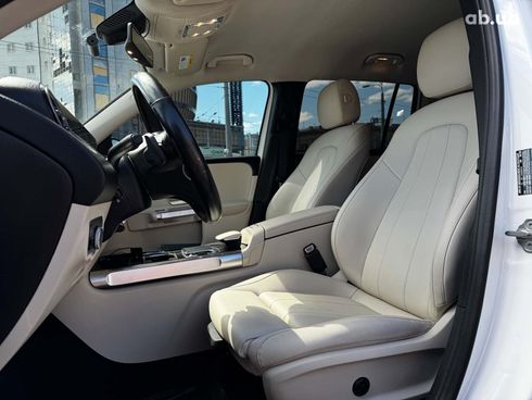 Mercedes-Benz GLB-Класс 2020 бежевый - фото 19