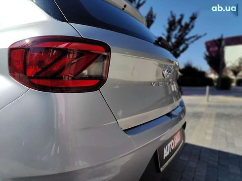 Hyundai Venue 2022 - фото 17