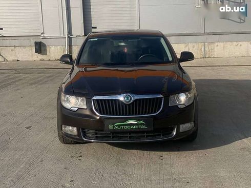 Skoda Superb 2012 - фото 4