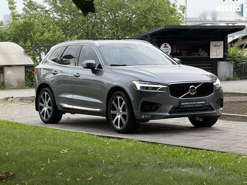 Volvo XC60 2020 - фото 24